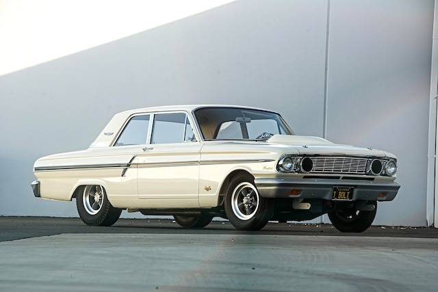 002-karelius-1964-ford-fairlane-thunderbolt-front-three-quarter.jpg