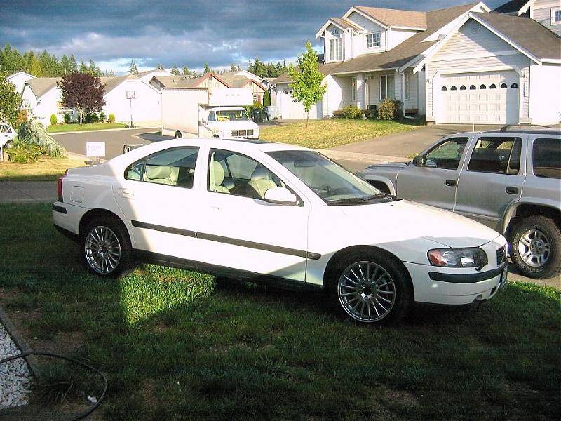 02_Volvo_S60_T5.jpg