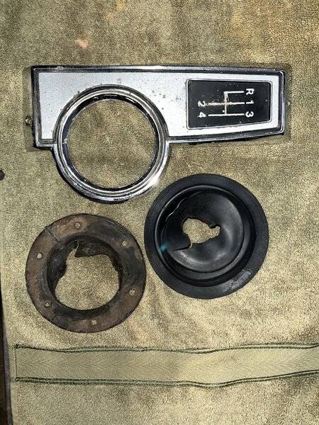 [FOR SALE] - Early A 4sp shift bezel/boots | For A Bodies Only Mopar Forum