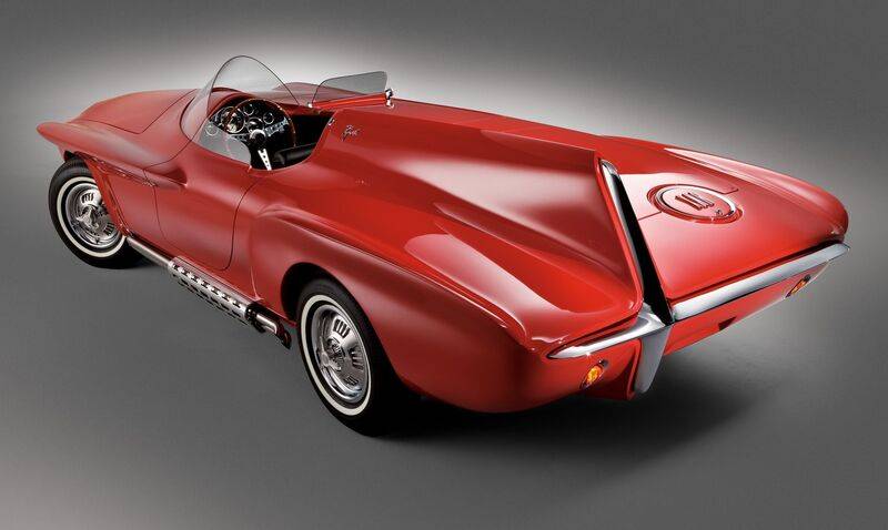 1960_Ghia_Plymouth_XNR_concept_03.jpg