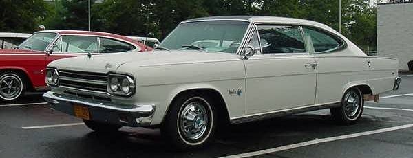 1966_AMC_Marlin_side_view_WhiteBlackVinyltop.jpg