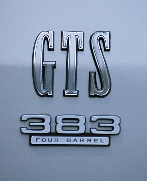 1967_Dodge_Dart_GTS_Emblem.jpg