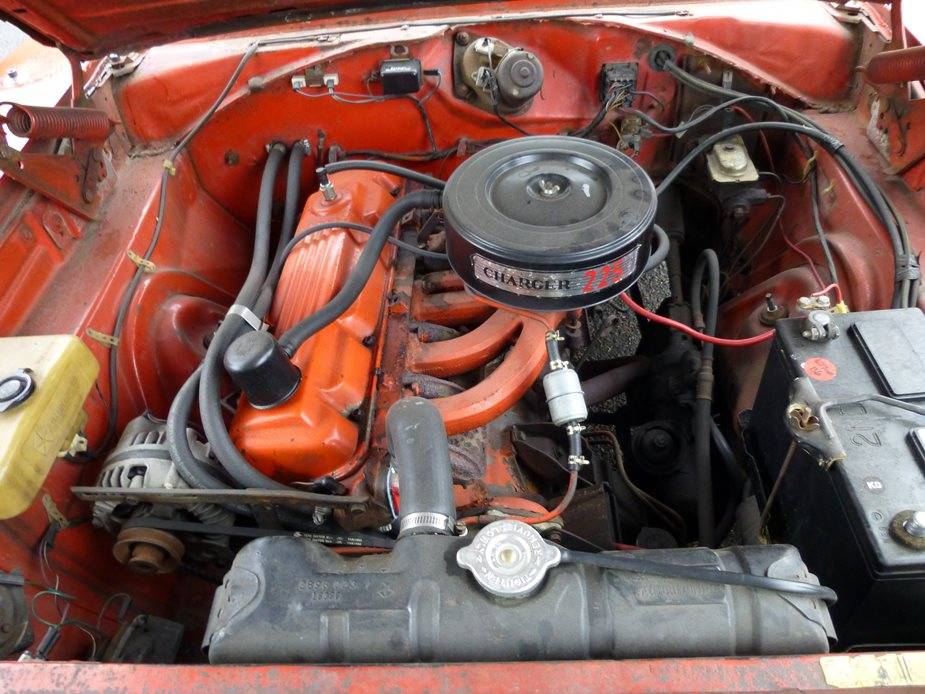 1968-Dodge-Charger-engine.jpg