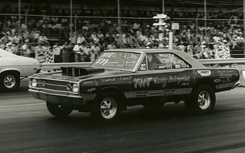 1968dodgedarthemiSS-race-trim-3-800.jpg