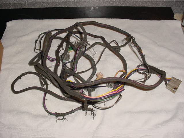 1972 rear harness 3588166 3.JPG