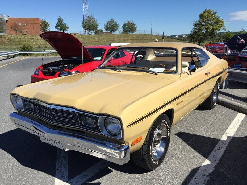 1974_Plymouth_Gold_Duster_at_MD-DMV_2015_show_1of5.jpg