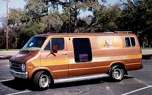 1997 Dodge Maxivan.jpg