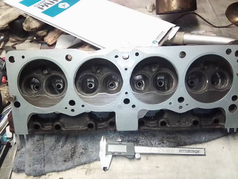 273 new head gasket set in place overall pic.jpg