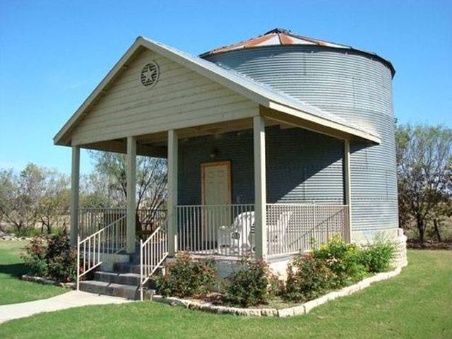 54e999dfbf06d_-_silo-tiny-house-06-lgn-83487177.jpg