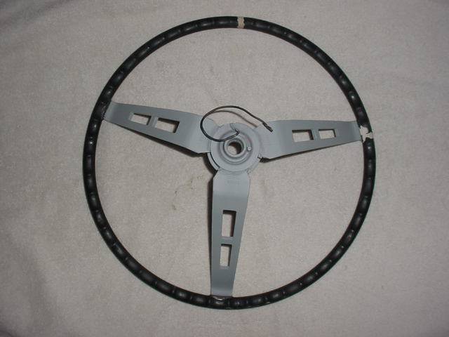 68-69 Sport steering wheel 2.JPG