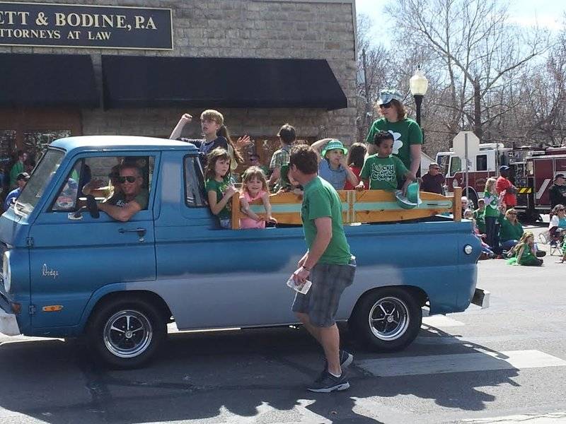 69 Dodge A100 St. Pat's 2015.jpg