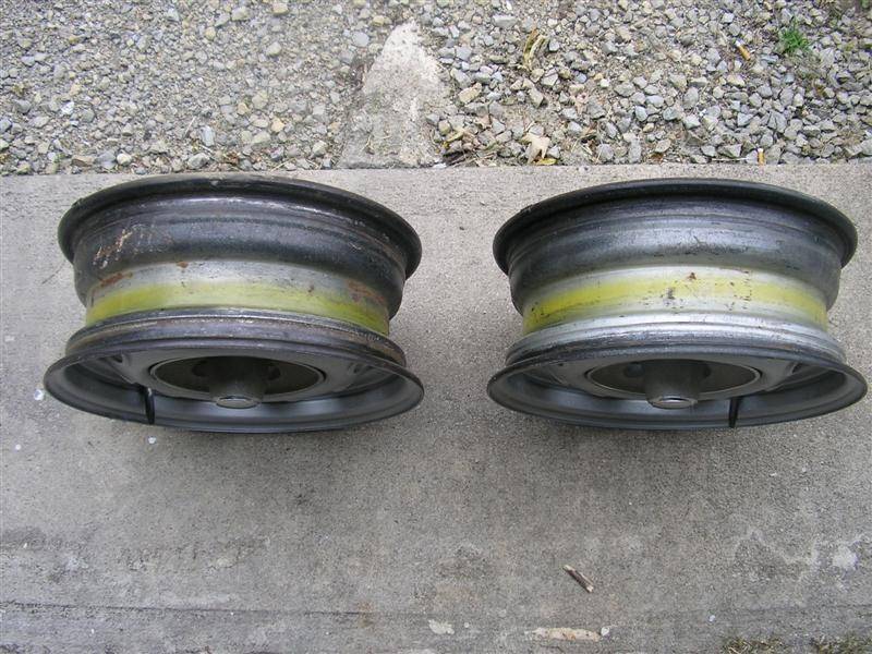 70 Duster Discs 003 (Medium).jpg