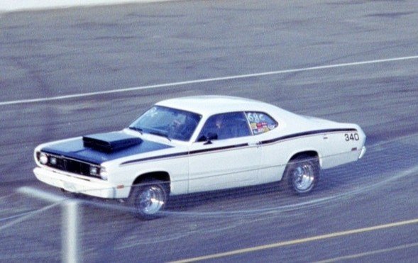 70 Duster.jpg