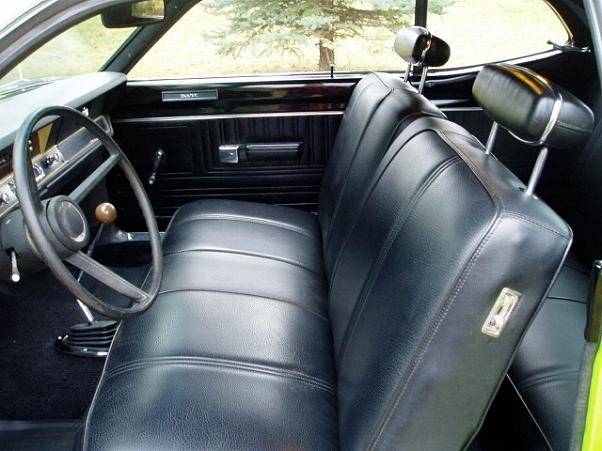 70Interior.jpg