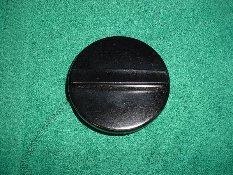 71 Duster-Demon gas cap.JPG