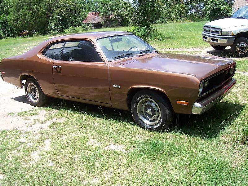 72 Duster 001.jpg