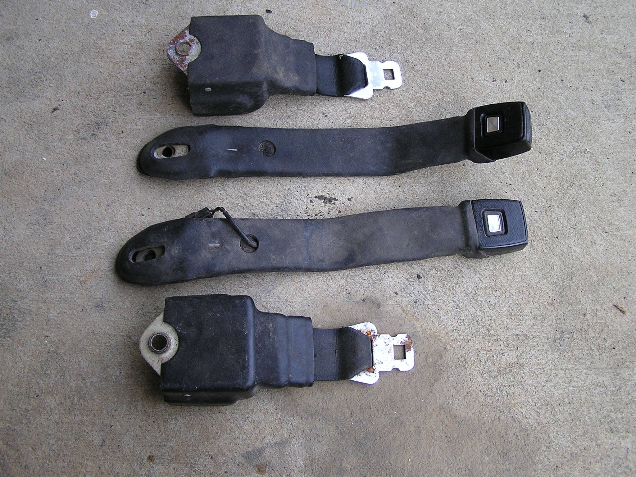 74-76 A body seat belts.JPG