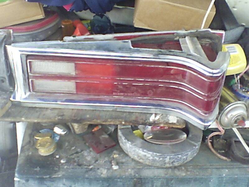 74 Valiant taillights 001.JPG