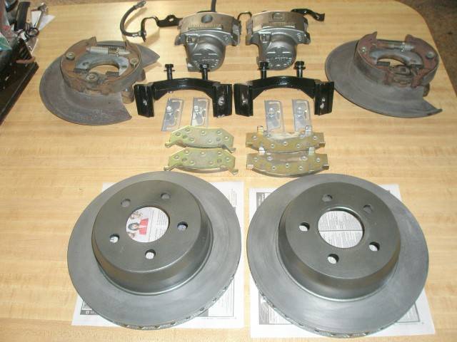 75 Imperial REAR Disc Brakes 002 (Small).JPG