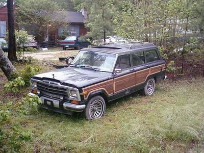 89 Jeep Grand Wagoneer 002.jpg