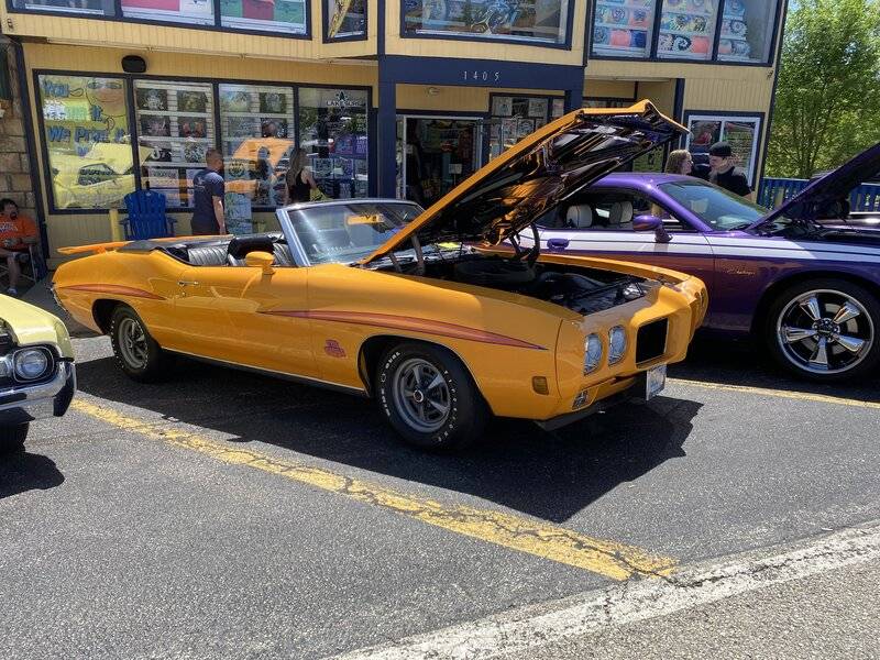 Magic Dragon Car Show, Lake of the Ozarks, Missouri For A Bodies Only