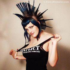 bf6299de4214c69d7429c6a902d978bb--hardcore-girls-punk-rock-girls.jpg