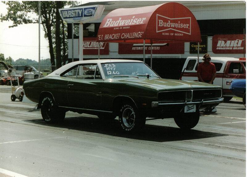 Charger_at_Milan_13413573614030.jpg