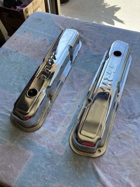 Chrome Valve Covers.jpg