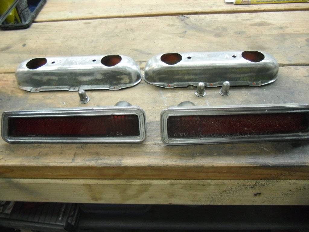 [FOR SALE] - 1970 DART REAR SIDE MARKER LIGHTS | For A Bodies Only ...
