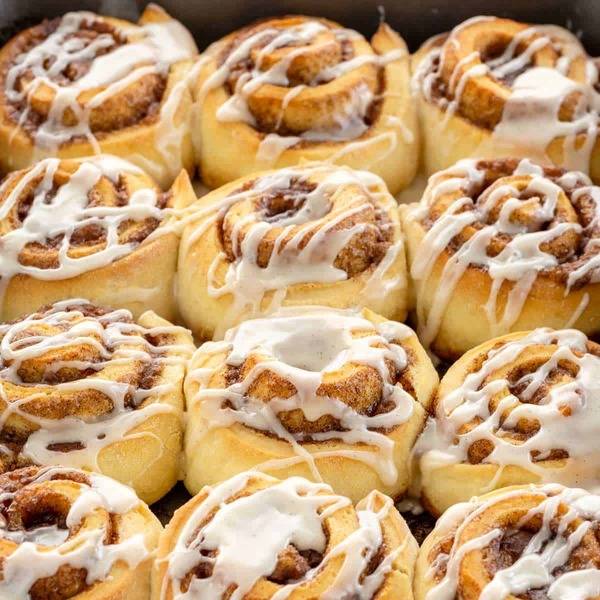 cinnamon-rolls-10-1200.jpg