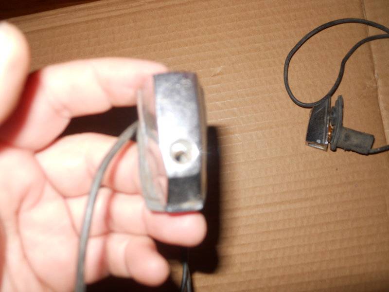 [FOR SALE] - 1972-76 Plymouth Duster Dodge Dart Fender Turn Signals