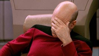 e%2Fe7%2F1dfc%2F4187%2F9398%2Fda349f806c31%2Fthe-iconic-picard-facepalm.jpeg%3Fw%3D349%26h%3D197.jpg