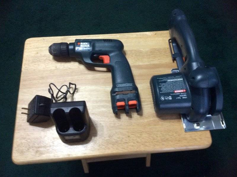 SOLD Black Decker VersaPak Drill and Circular Saw 10 For