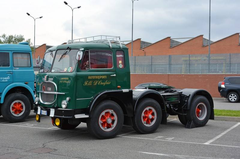 fiat_690_camion_autocarro_truck_lorry_veicolo_old-1065306.jpg