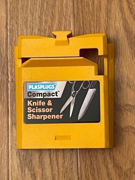 Plasplugs compact drill online sharpener