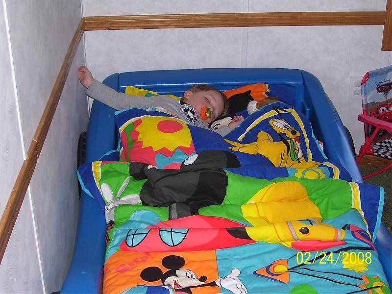 jayson in big boy bed.jpg