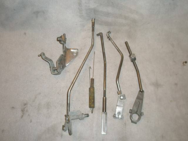 Kickdown Linkages Complete 004 (Small).JPG