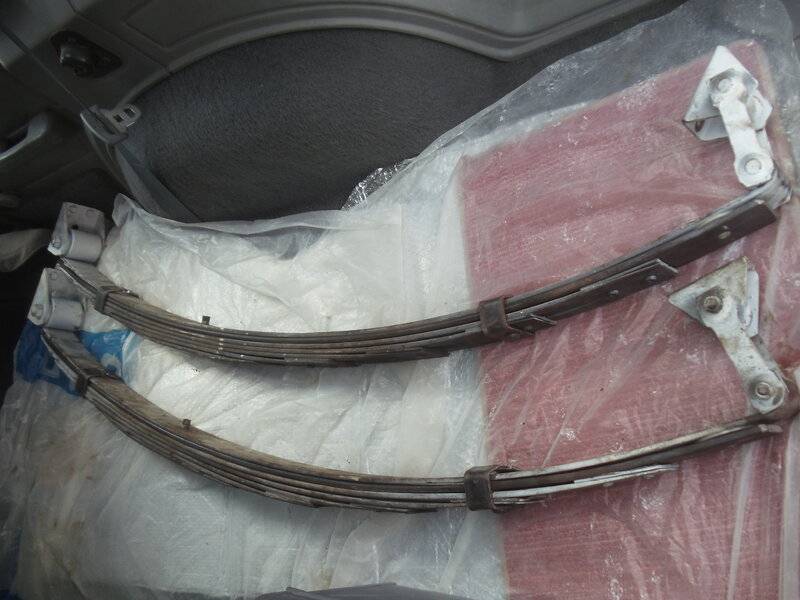 leaf spring 8.JPG