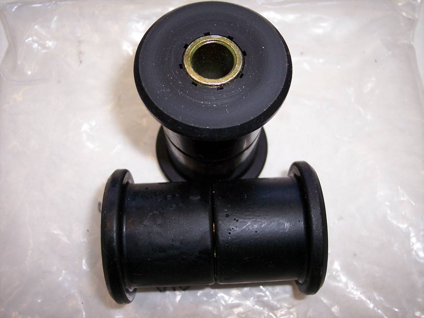 [FOR SALE] Abody Polyurethane front leaf spring bushings For A