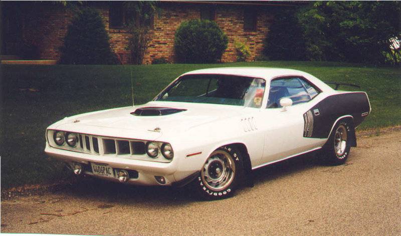 local-rides-71-cuda-440-6-pack-5.jpg