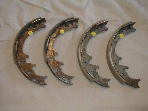 Mopar 3420952 Brake Shoe Set - Picture 2.jpg