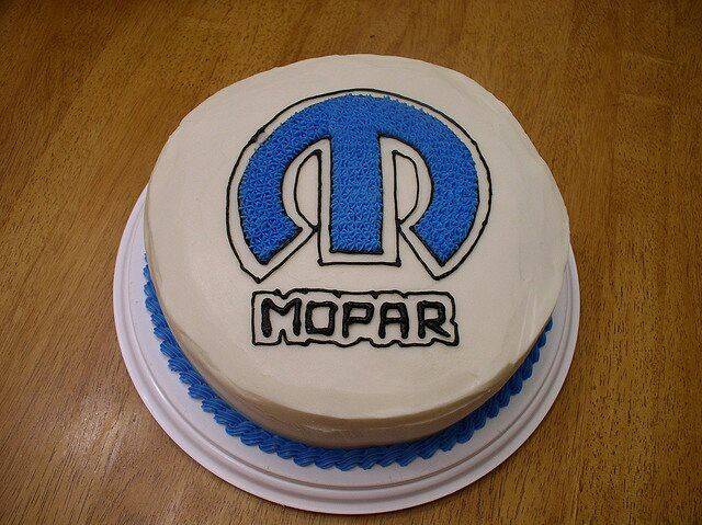 mopar cake.jpg