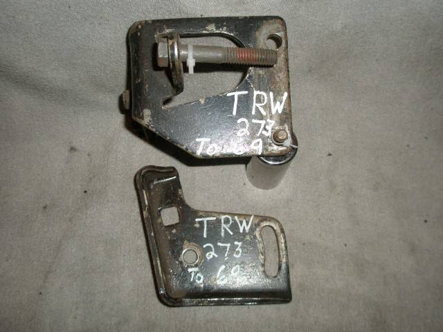 Mount Brackets PS Pumps 004 (Small).JPG