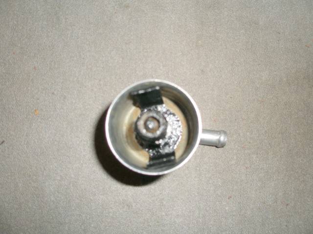 MW PCV Valve 62-63 003 (Small).JPG