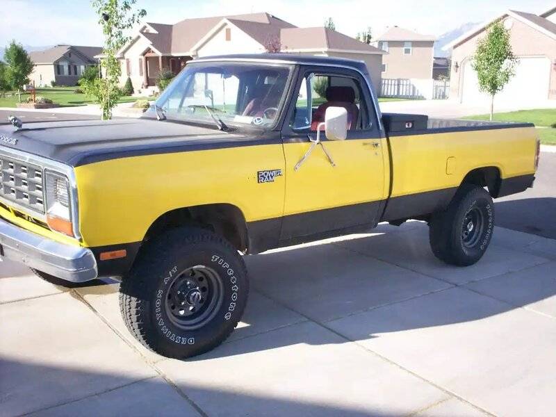 My old 1983 Dodge Ram W150.jpg