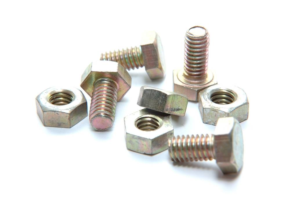 Nuts-Bolts.jpg