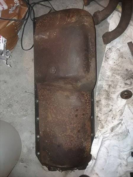 oil pan.jpg