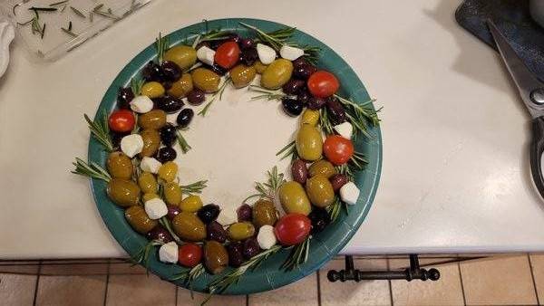 olive wreath.jpg