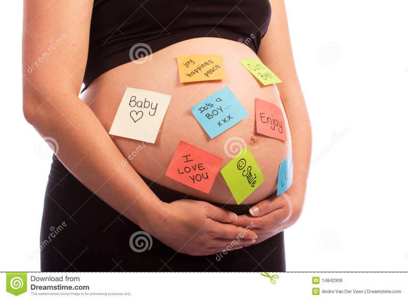 pregnant-woman-sticky-notes-belly-14842909.jpg