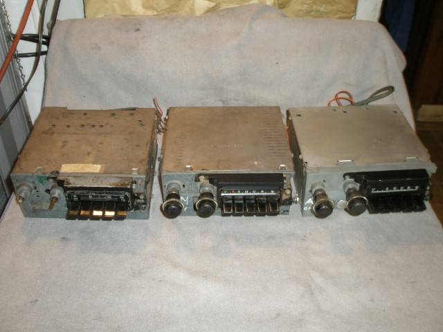 RADIOS 71-74 B Body 003 (Small).JPG